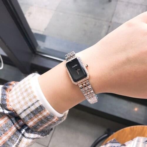 Fashion Diamond Quartz Watch Mineral Glass Stainless Steel Strap Butterfly Clasp Dial Diameter 18mm Womens Watches Relogios