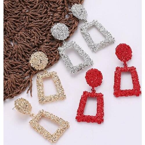 2019 New metal earing Hanging fashion jewelry trend Earrings for women Big Vintage gold color Geometric statement earring