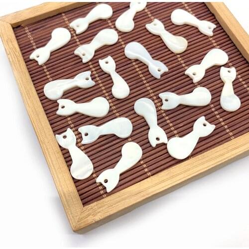 3pcs Natural Freshwater Shell Pendant Cute Cat Mother-of-Pearl Beaded White Pendant Charm Lady Jewelry Accessories Wholesale