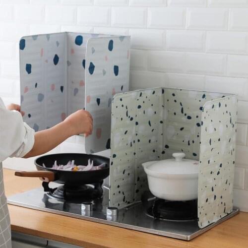 Kitchen Foldable Gas Stove Oil Baffle Household Heat-Resistant Oil Splash Aluminum Foil Baffle Stir Fry Oil Heat Insulation Boar
