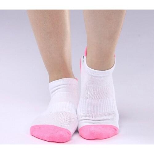 Yoga Socks Anti Slip Rubber Dots Sports Pilates Socks Super Grips For Women