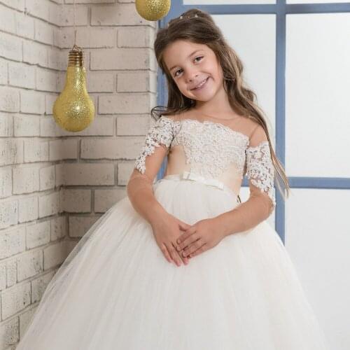 2017 Flower Girl Dresses Scoop Half Sleeves Long Satin Tulle Ball Gown Kids Wedding Party Dresses First Communion Dresses