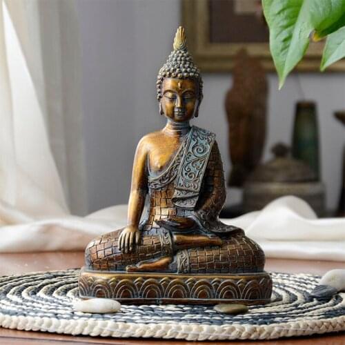 The Buddha Statue of Sakyamuni At Home Enshrines Thai Buddhas Wealth and Evil Spirits Handicraft Ornaments