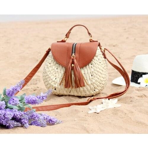 Vintage Woven Women Shoulder Crossbody Bags Rattan Saddle Handbags Casual Summer Beach Straw Purses Lady Travel Shoulder Bag
