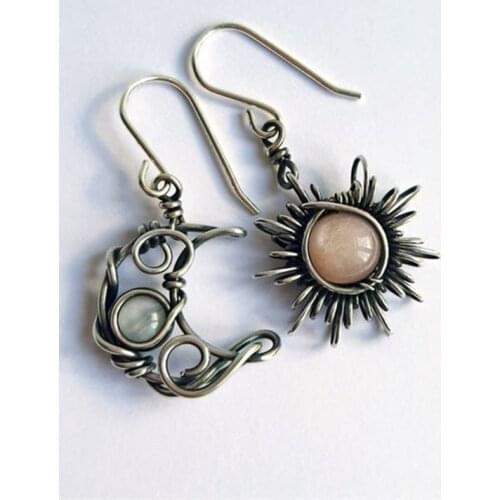 Bohemian Sun Moon Moonstone Earrings Vintage Daisy Flower Sweet Statement Drop Earrings Women Female Fashion Party Jewelry Gift