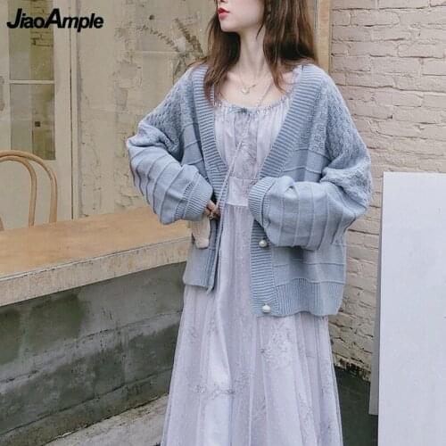 Womens Spring Autumn Sweet Pearl Button Knitted Coats 2021 Korean Graceful V-Neck Solid Sweater Cardigan Lady Loose Outerwear