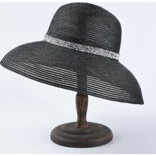 2021 Hepburn Black And White Beach Hats Women Fashion Wide Brim Straw Hat French Elegant Sun Visor Hat Summer UV Gorro