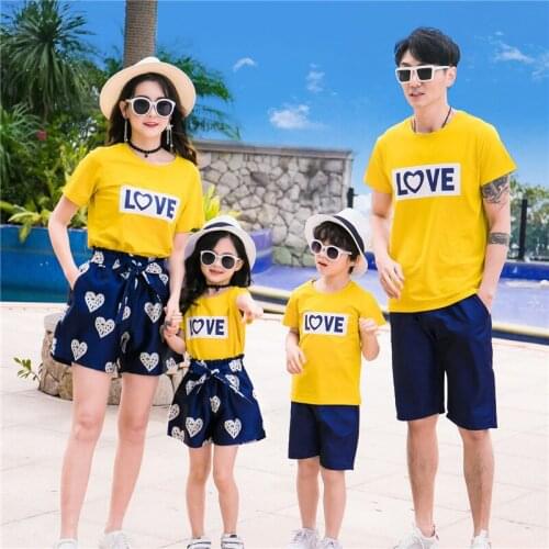 Mommy And Me Clothes Casual Short-sleeved T-shirt Shorts Boys Girl Clothing Sets Father Mom Son Daughter Family Matching Outfits