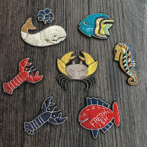 1pc 2019 autumn and winter series of combinations Ocean Indian silk brooch crab hippocampus fish pattern Indian silk brooch