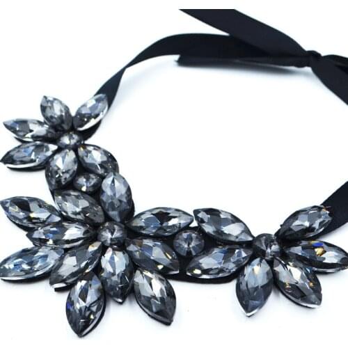 2018 new Crystal Flower Statement Necklace Women Collar Necklaces & Pendants Summer Style Jewelry Color For Gift Party Wedding