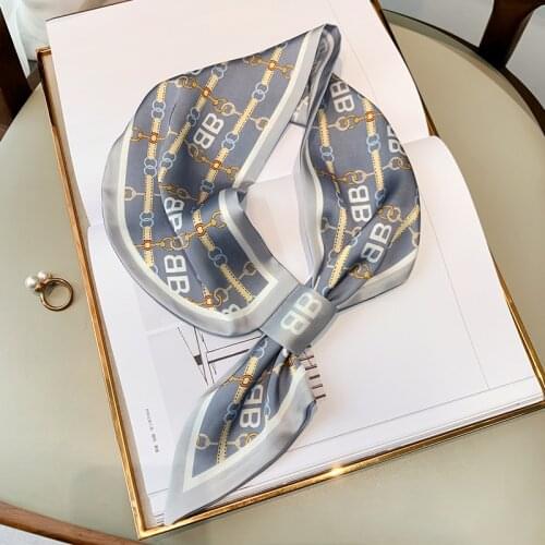 New Fashion Cross Silk Scarf Luxury Brand Letter Pattern Soft and Warm Casual Hair Scarf Women Birthday Present
