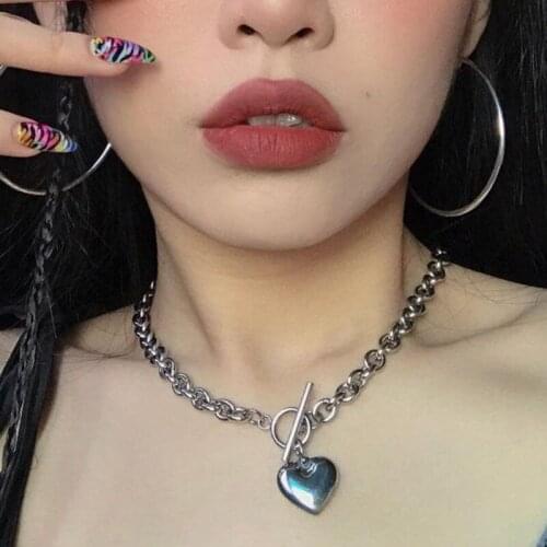 Korean Japanese Style OT Thick Chain Choker Love Heart Pendant Necklace Women Punk Geometric Clavicle Necklace Jewelry YN1701