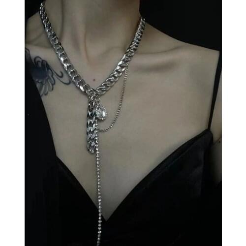 New fashion metal chain asymmetrical multi-layernecklace collarbone chainwomens heart-shaped micro-inlaid zircon gothic jewelry