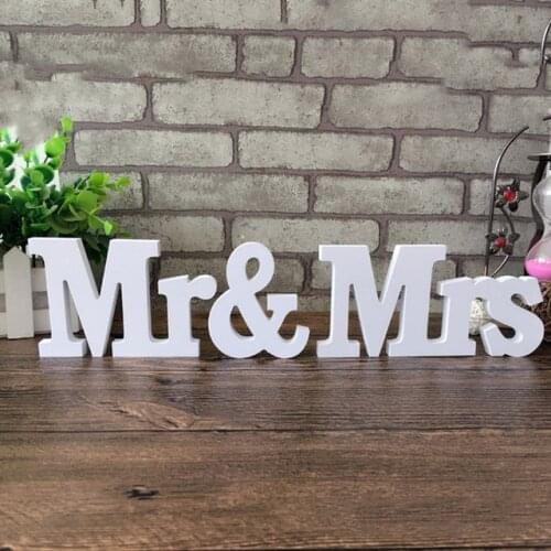 1 set/3 pcs Wedding Decor White Mr & Mrs Letter Sings Marriage Party Table Decorations Valentines Day Wedding Sign Hot