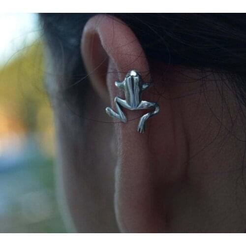 2021 Little Frog Earrings Retro Tree Frog Ear Clip Funny Animal No Ear Piercing Earrings for Women Simple Gothic Accessories
