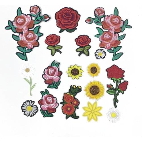 Fashion Embroidery Rose Flower Small Daisy Flower Hot Melt Adhesive Patch Badge DIY Patch Wrought Iron Clothing Accessories