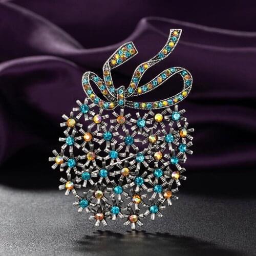 Zlxgirl jewelry 2021 New arrival Bow shape plant flower brooch high-end electroplating antique silver brooch wedding jewelry