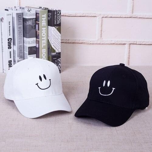 Korean Couple Sun Hat Male And Female Students Embroidered Smiley Face Baseball Cap Summer Curved Brim Duck Tongue Hat