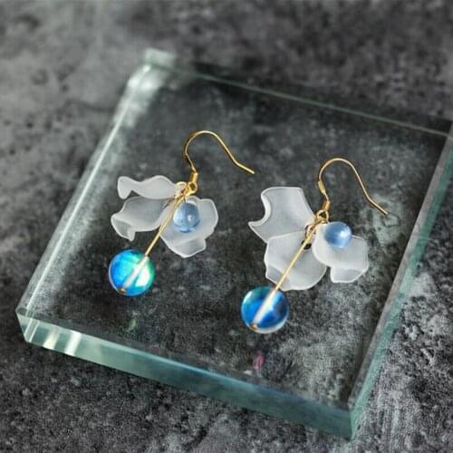 Elegant Petal Flower Crystal Ear Hooks Drop Dangle Hook Earrings for Women Fashion Korean Jewelry Accessories 2020 YEA207