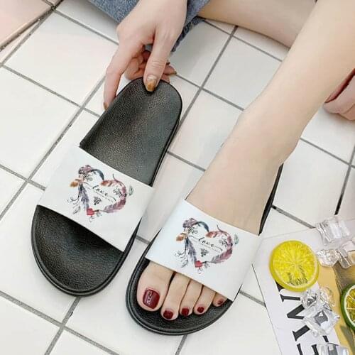 Female Summer Slides Fashion Flip Flop Ladies Korean version slippers Aesthetic Wreath Slippers Womens Beach Slippers