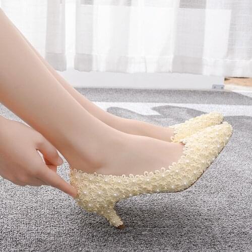 Crystal Queen Women Elegant White Lace Flowers Wedding Shoes Female 5cm High Heeled Bride Shoes Woman Plus Size 34-43 pumps