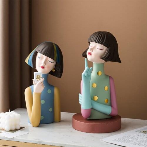 Creative Nordic Girl Sculpture Art Resin Statues for Decoration Modern Home Decoration Living Room Decoration Ornaments Gifts