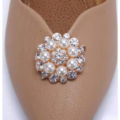 2pcs/Set Luxury Shoe Clip Women Lady DIY High Heel Sandals Charms Pearl Rhinestone Fashion Unique Floral Ornam Shoes Decoration