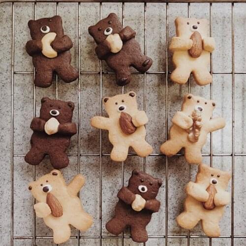 Cute Cookie Cutters Tools Cartoon Bear Rabbit Cat Pig Shape Biscuit Cutter Mold Pastry Cake Mold Baking Decorating Tools Xmas