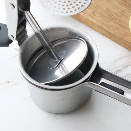 Stainless Steel Potato Ricer Manual Food Processor Juicer With 3-piece Replaceable Bottome Meshes For Mashed Potatoes And Juice