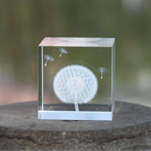 Crystal 3D Laser Engraved Dandelion Figurine Glass Cube Ornaments Home Desk Decoration Craft Feng Shui Paperweight Creative Gift
