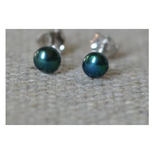 New Arrival Natural Pearl Earring AAA 4mm Black Color Tiny Freshwater 925 Sterling Silver Stud Fine Jewelry Charming Women Gift