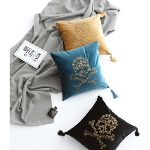 Velvet Cushion Cover with Tassle Waist Pillow Case with Beaded Skull Pattern Living Room Decor 50x50 funda cojines 45x45 T604