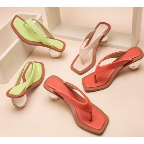 2020 European And American-Style Flip-flops round with Sandals And Slippers