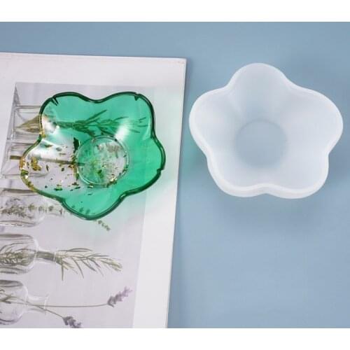 DIY Resin Crystal Epoxy Mold Dish Petal Small Dish Decoration Swing Table Storage Mirror Silicone Mold