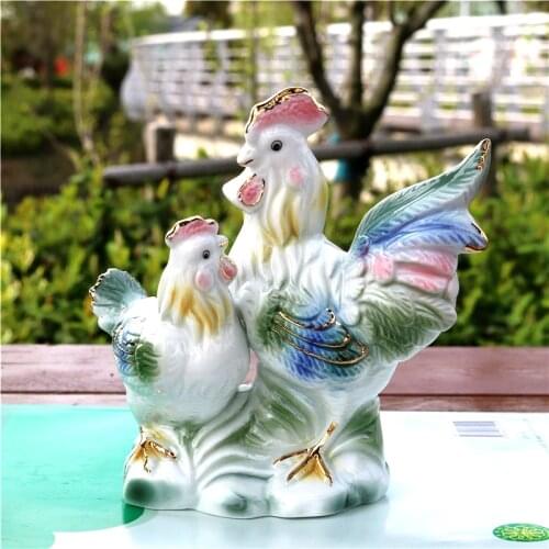 Color Painted Porcelain Fowl Lovers Figurine Ceramic Couple Chicken Statue Decor Valentines Day Gift for Wedding Ornament Craft