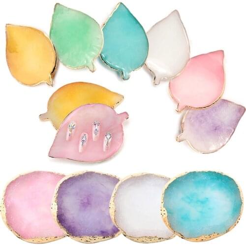 Colorful Nail Art Palettes Nail Oval/Leaf Shaped Palette Polish Color Mixing Plate Golden Edge Holder Nail Art Display Tool