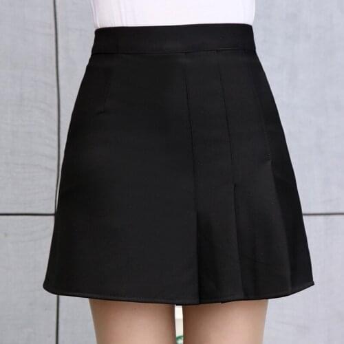 2020 Korean Version of The New Spring and Summer Womens Short Skirt Black High Quality Slim Pleated Skirt Elegant