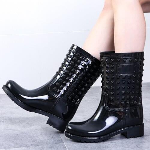Waterproof rain boots female PVC mid boots women fashion rain shoes hot style girls rain boats 2021df65