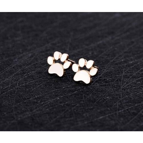 KISSWIFE Stud Earrings