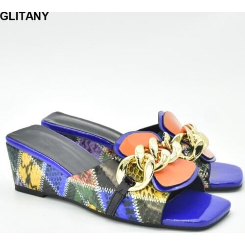 New Arrival Patent Leather Metal Chain Miexed Color Wedges Shoes for Women Nigerian Women Party Pumps Ladies Shoes and Sandals