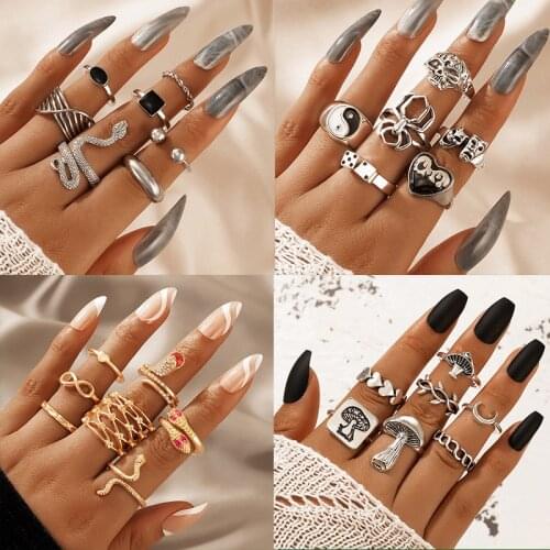 SOHOT Vintage Trendy Heart Moon Mushroom Snake Letter Flame Tai Chi Leaves Geometric Open Rings Set Unisex Jewelry Drop Shipping