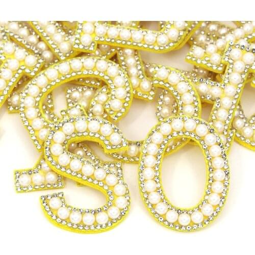 1Pcs Yellow Bottom Letter Patches English Alphabet Pearl Rhinestone Patches For Clothing Sew On Jeans Bags Hat Sew Accessories