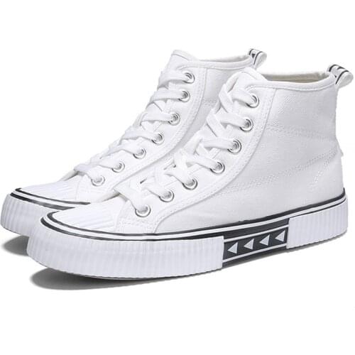 XIKUO Skateboarding Shoes