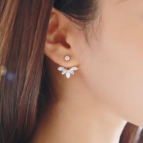 Korean Swet And Plated Leave Crystal Stud Earrings Fashion Chic Rhinestone Statement Jewelry Earrings for Women