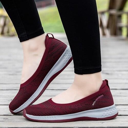 Womens sports shoes new spring and autumn mesh breathable casual shoes girls' light and non slip walking shoes