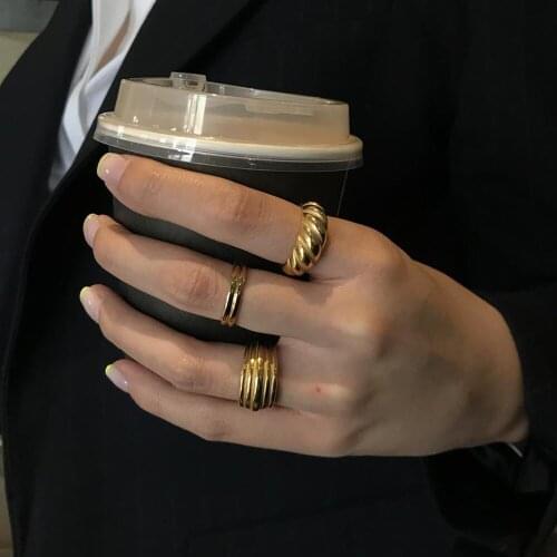 2021 Valentines Day Gift Trendy Gold Color Bread Shape High Polised Punk Weaving Twisted Ring For Women Lady Girl Charm Jewelry