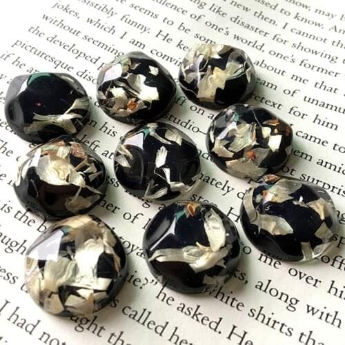 5pcs 20mm Irregular Resin Dried Flower Brooch Findings Diy Black Cabochon Bead Charms Handicraft Patch Earring Jewelry Make F103