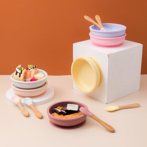 Food Grade Silicone Baby Feeding Set Childrens Dishes Baby Silicone Sucker Set Wood Spoon Non-Slip Tableware Baby Products