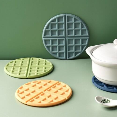 2PCS Round Waffles Shape Silicone Coasters Placemat Table Mat Insulation Pad Home Decoration Kitchen Accessories For Pot Cup