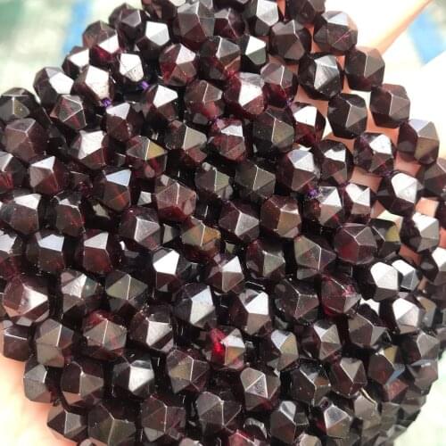 AAAAFaceted Cube Bead Red Garnet Natural Stone Beads For DIY Necklace Bracelat 8 MM Spacers Beads